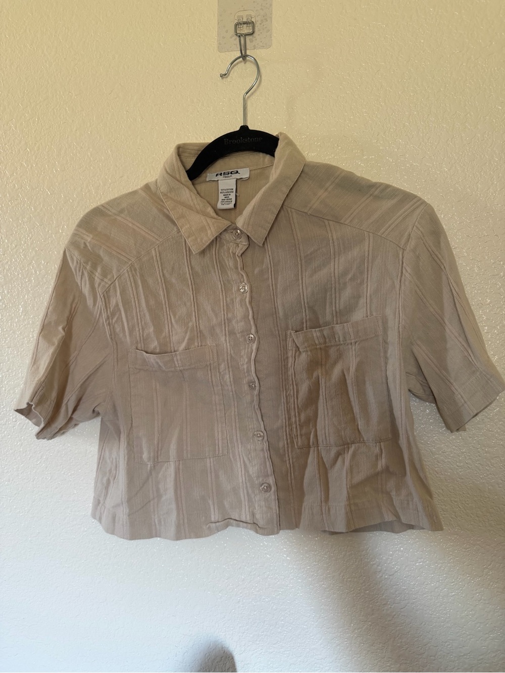 RSQ Beige Short-Sleeve Button-Down Crop Shirt